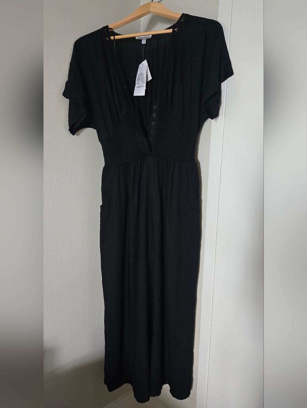 NWT Patrons Of Peace - Lightweight Jumpsuit - Wide Leg & V-Neck Style S/M